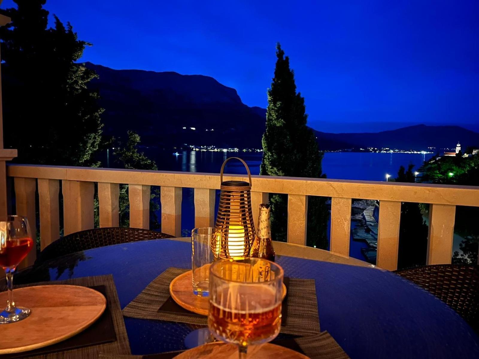 Villa Jade Apartments Front Row Sea View - Walk To Korcula Old Town Medvinjak Dış mekan fotoğraf