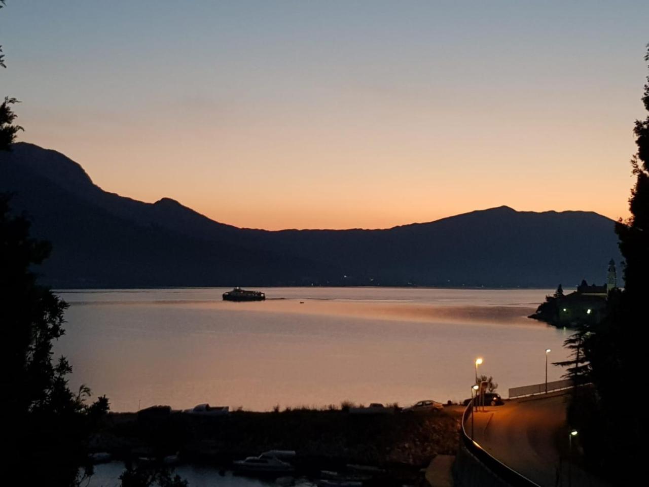 Villa Jade Apartments Front Row Sea View - Walk To Korcula Old Town Medvinjak Dış mekan fotoğraf